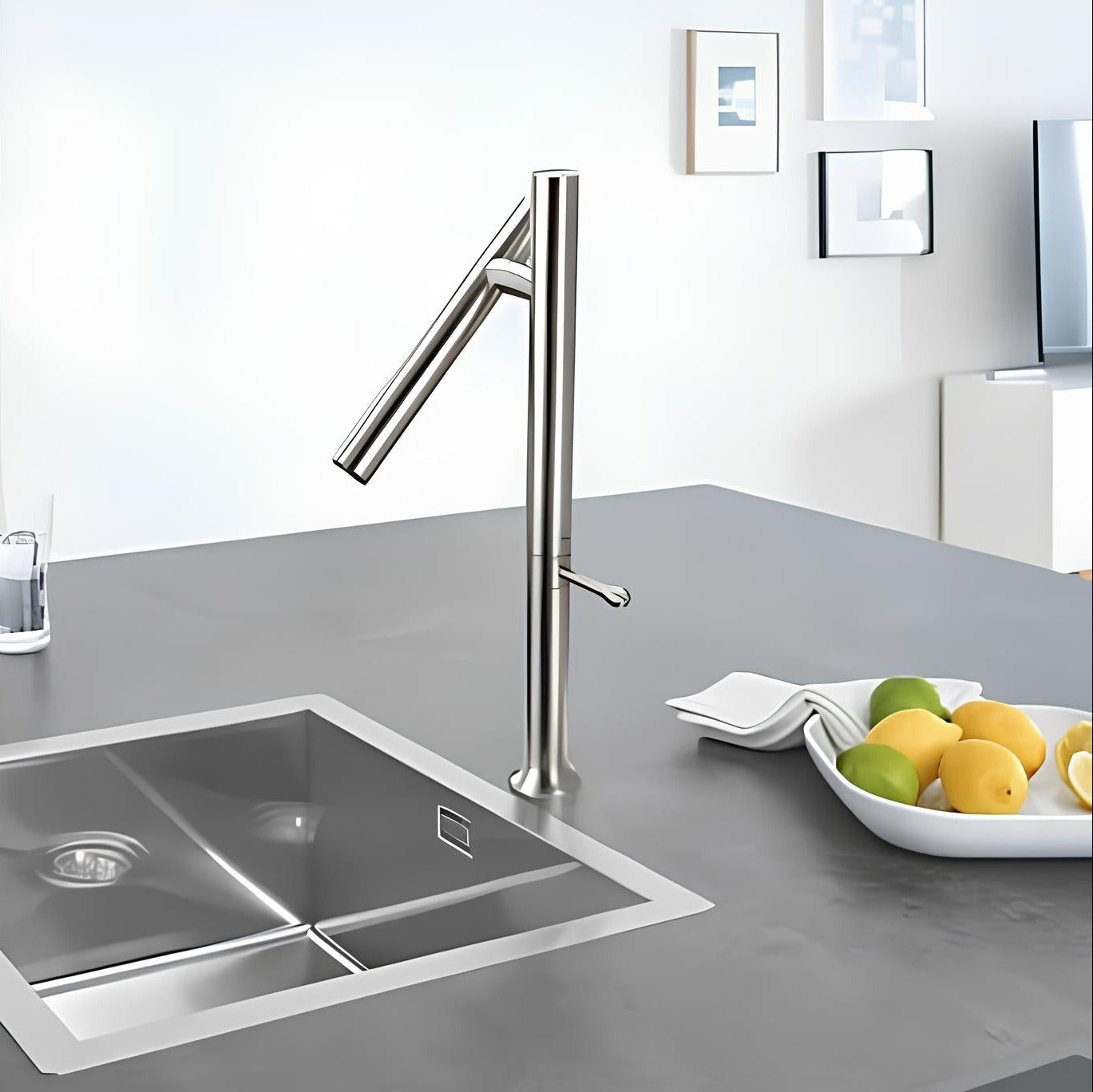 Kitchen faucet in 304 stainless steel with 360° swivel spout