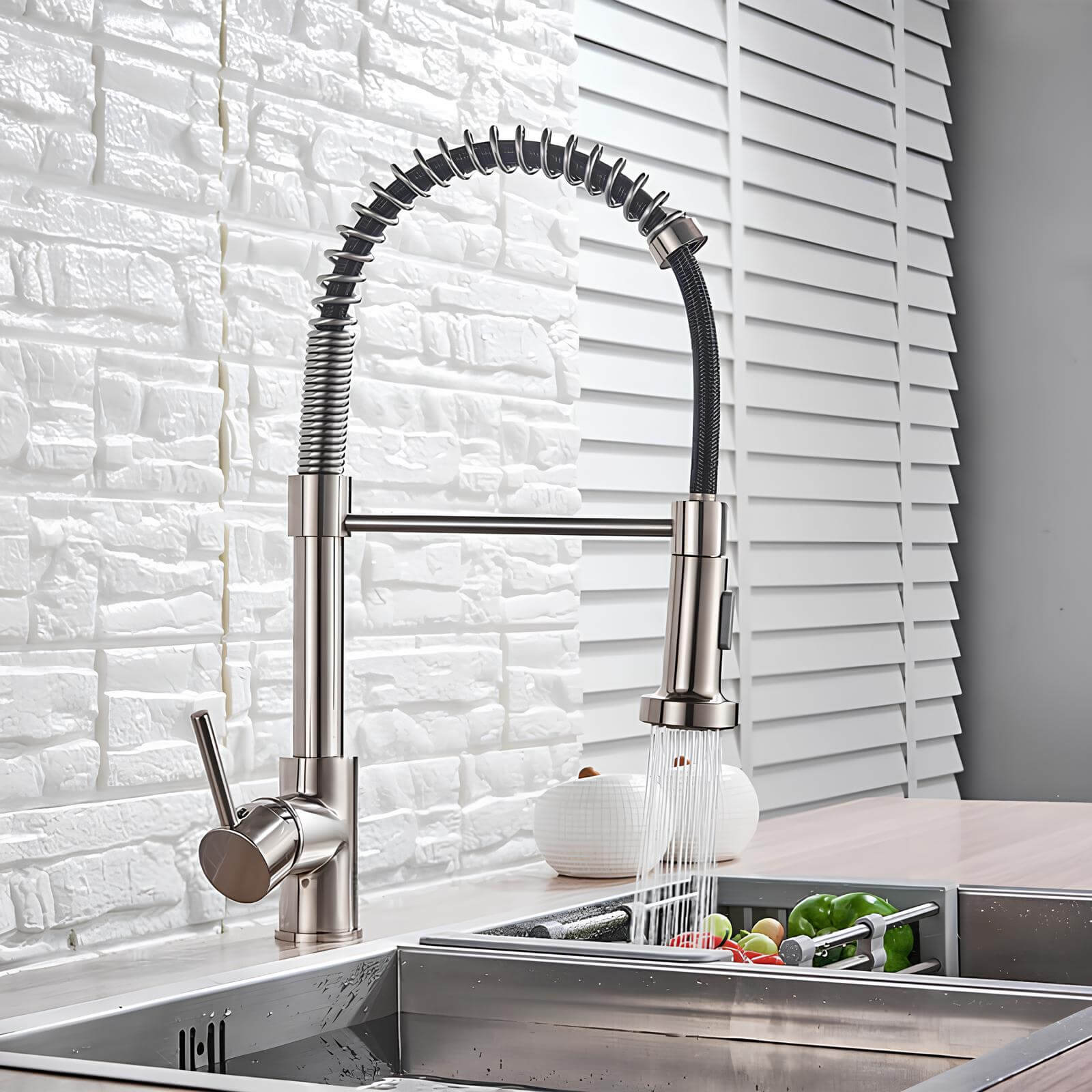 Elegant spring kitchen faucet with dual-spray pull-down and swivel spout