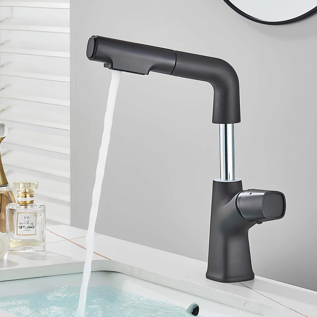 Adjustable kitchen faucet with integrated sprayer and 360° rotation
